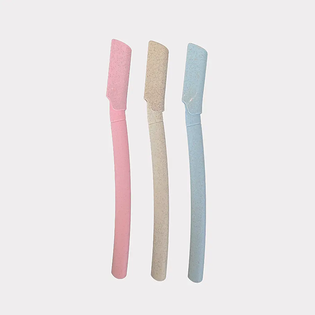 Wheat Straw Eyebrow Razor with eco-friendly green handle for precise eyebrow shaping and facial hair removal